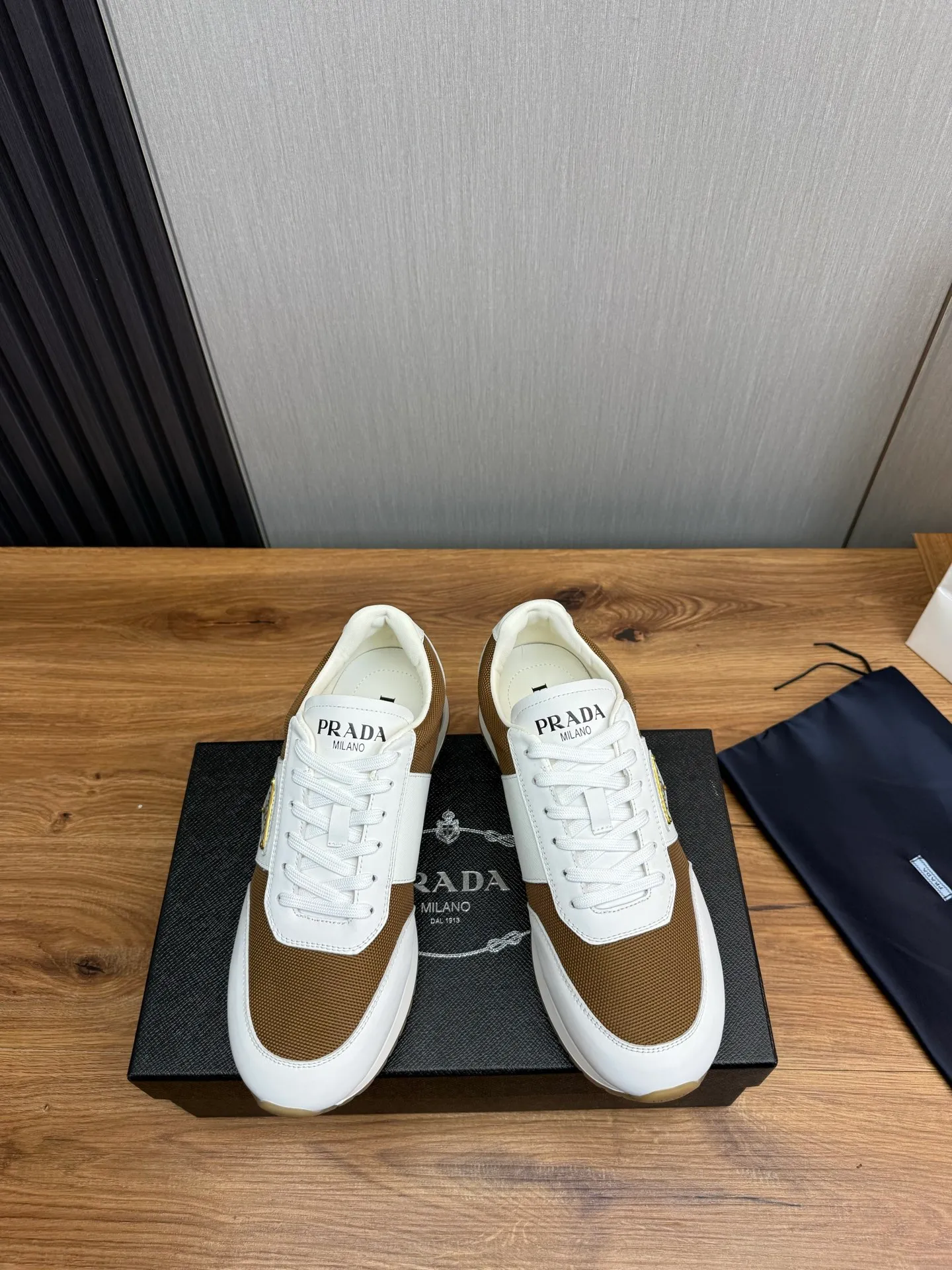 Men's shoes 💰760💰 [PRADA] New models synchronized with the official website, high-quality shipments ✔️Best sellers🔥 Original cowhide with mesh surface + cowhide lining, 1🆚1 replica, original bottom, 38-45 (men's 45 is custom-made and cannot be returned)